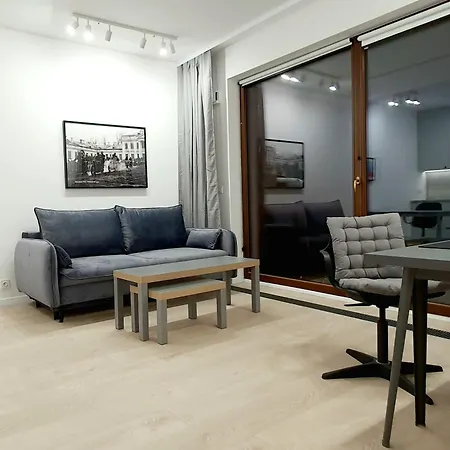 Belvedere Near Royal Bath Lazienki Park * Warszawa