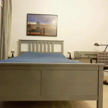 Belvedere Near Royal Bath Lazienki Park