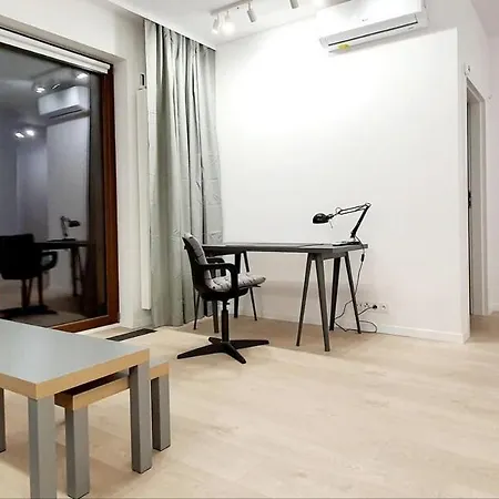 Belvedere Near Royal Bath Lazienki Park 公寓 *