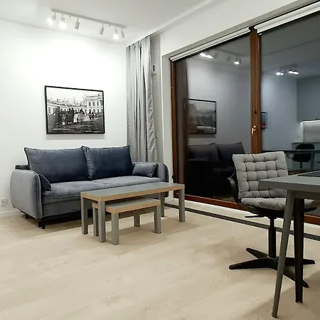 Belvedere Near Royal Bath Lazienki Park 华沙